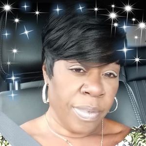 Meet your Posher, Deidre